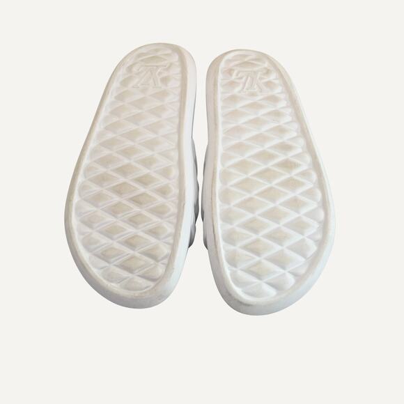 Size 10.5US - Louis Vuitton Men's Waterfront Mule White - Picture 5 of 7